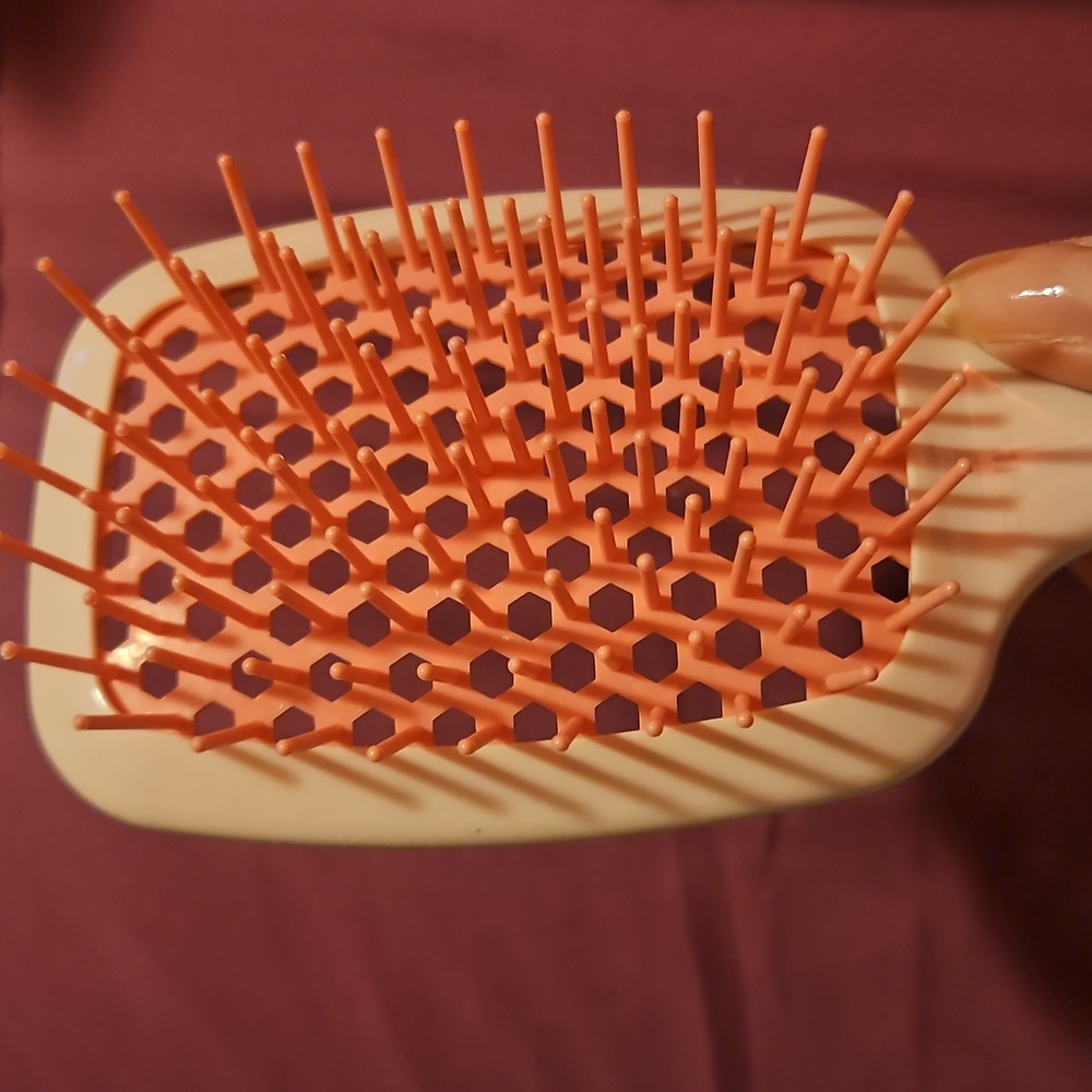 Pink Detangling Hair Brush - Picture 4 of 6